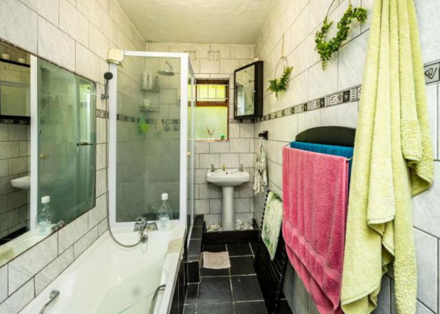 2 Bedroom Property for Sale in Beacon Bay Eastern Cape